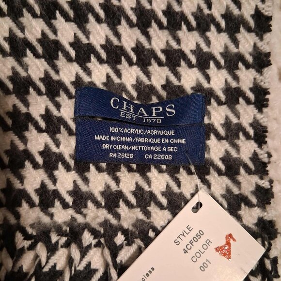 BLACK & WHITE & FRINGE SCARF--NWT - Picture 3 of 6